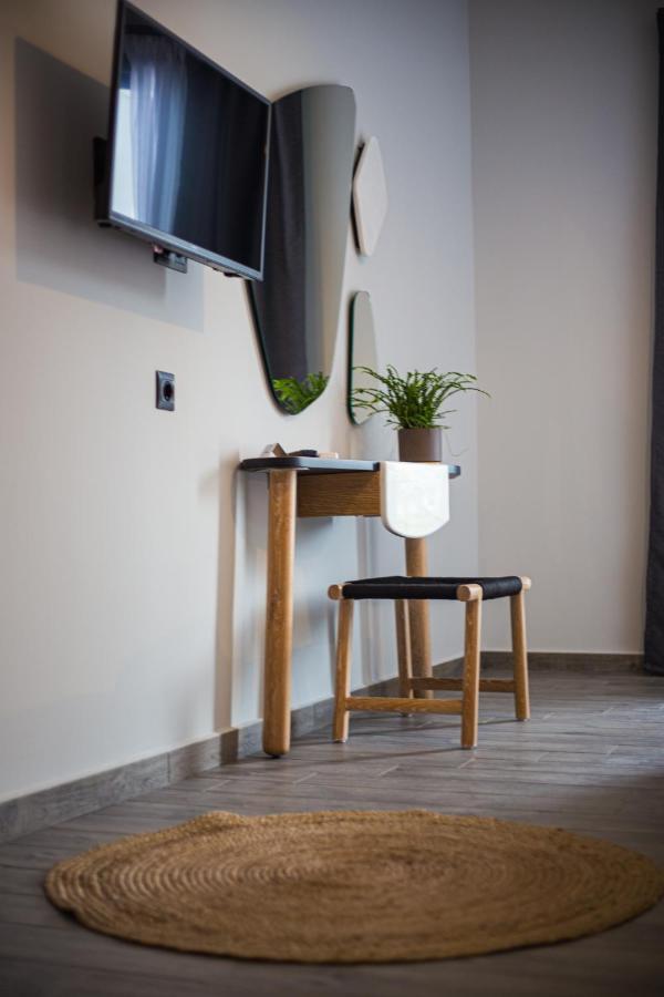 Thea Comfy Living Aparthotel Vrasná Kültér fotó